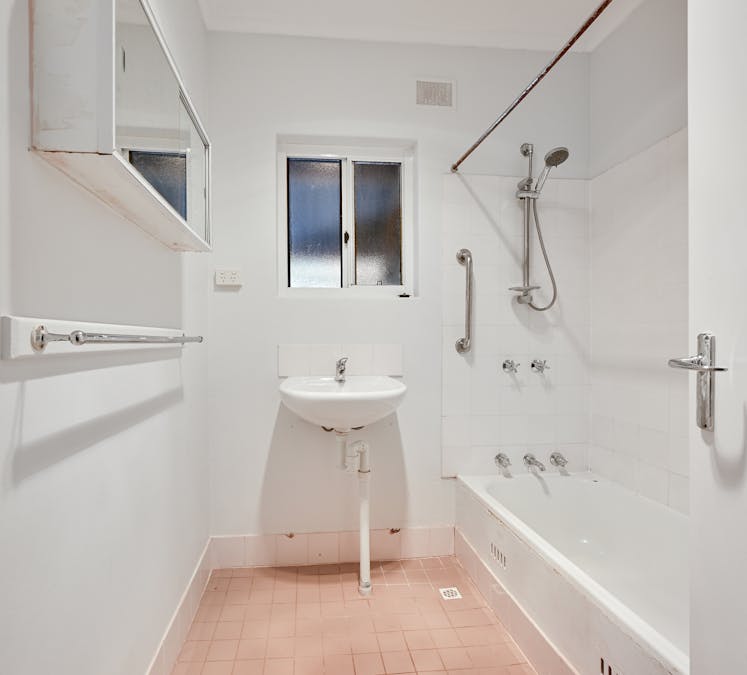 18 Winton Street, Whyalla Stuart, SA, 5608 - Image 10