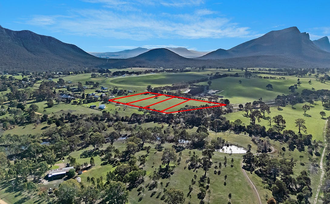 2 Taylor Street, Dunkeld, VIC, 3294 - Image 6