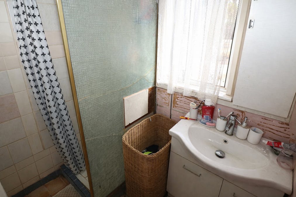 19 Collins Street, Narrogin, WA, 6312 - Image 13