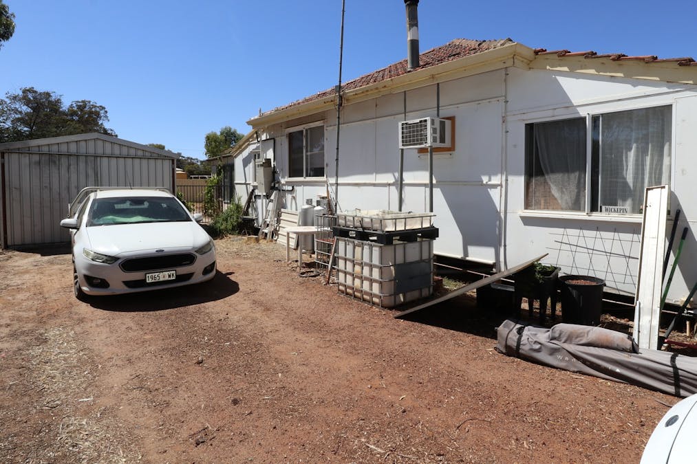 19 Collins Street, Narrogin, WA, 6312 - Image 3