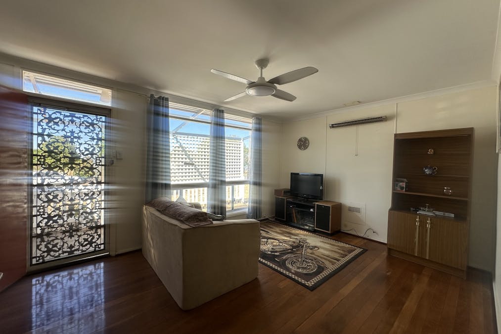 30  Mcintyre Street, Dumbleyung, WA, 6350 - Image 5