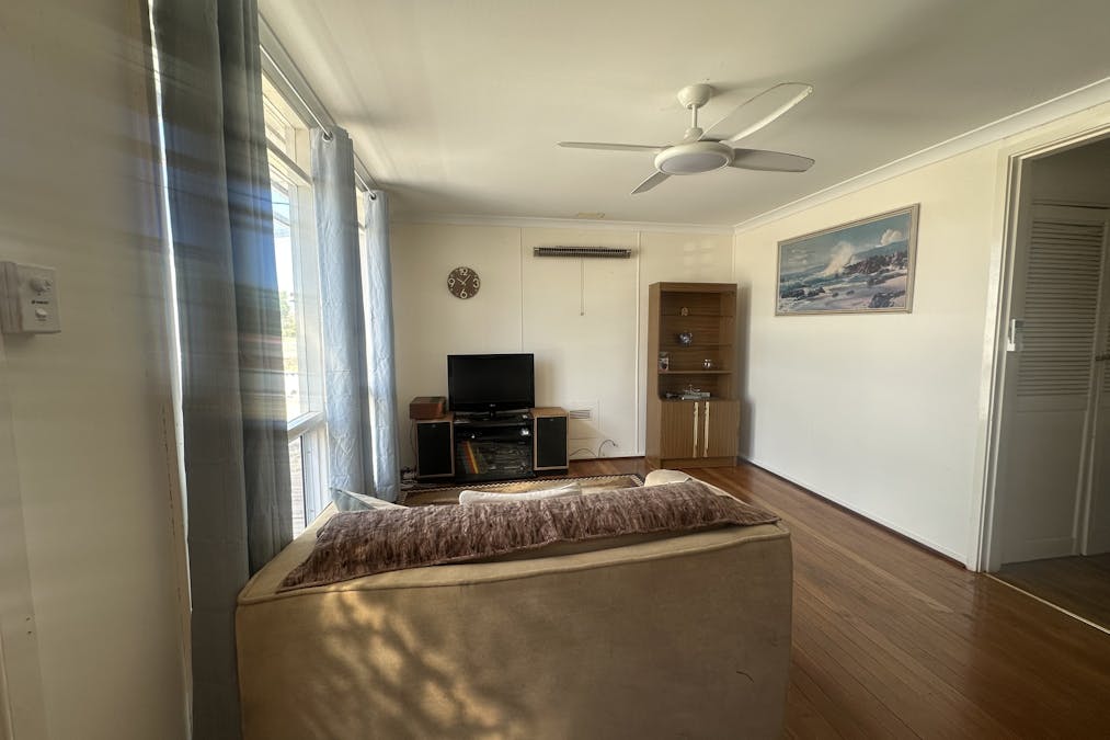 30  Mcintyre Street, Dumbleyung, WA, 6350 - Image 6