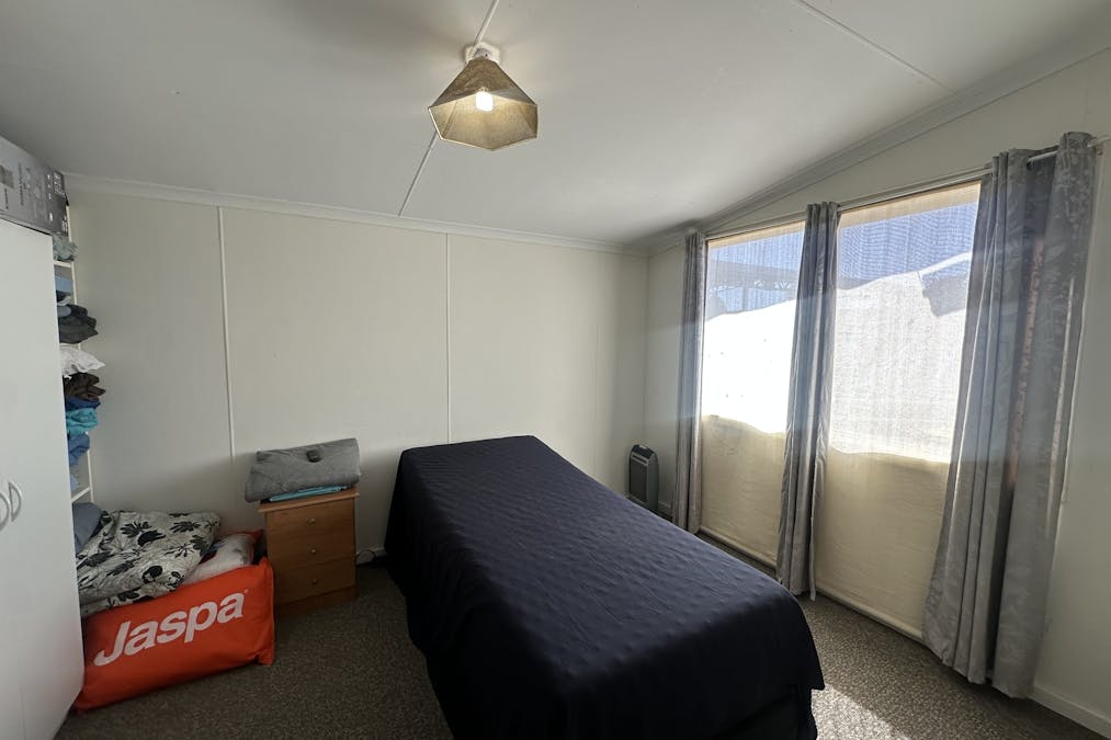 30  Mcintyre Street, Dumbleyung, WA, 6350 - Image 13