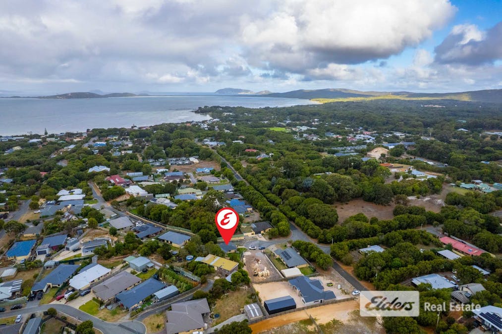 5 Finch Court, Little Grove, WA, 6330 - Image 2