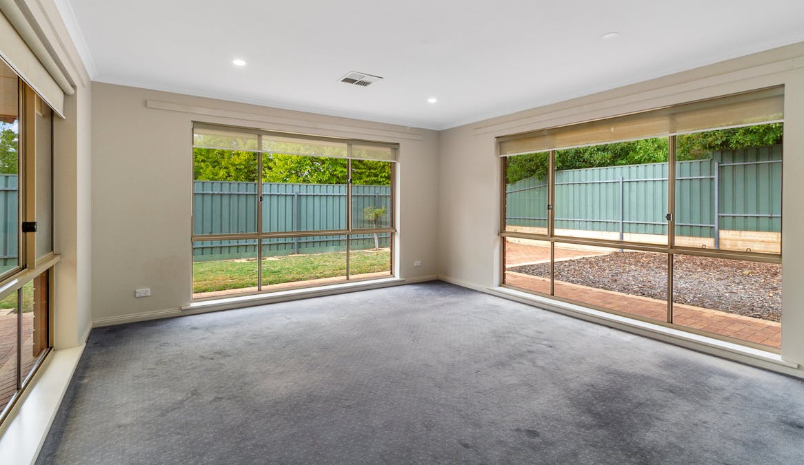 1 Roscrow Court, Clare, SA, 5453 - Image 18