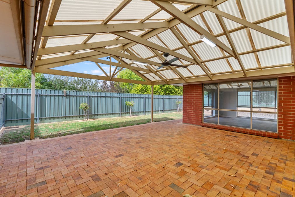 1 Roscrow Court, Clare, SA, 5453 - Image 25