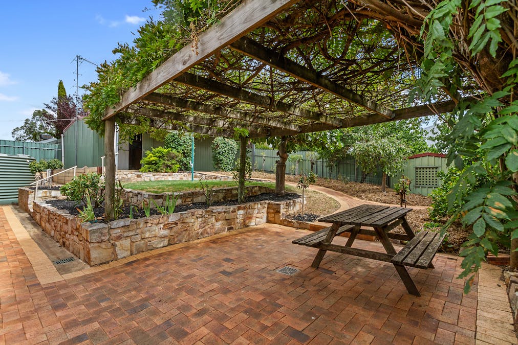 1 Roscrow Court, Clare, SA, 5453 - Image 31