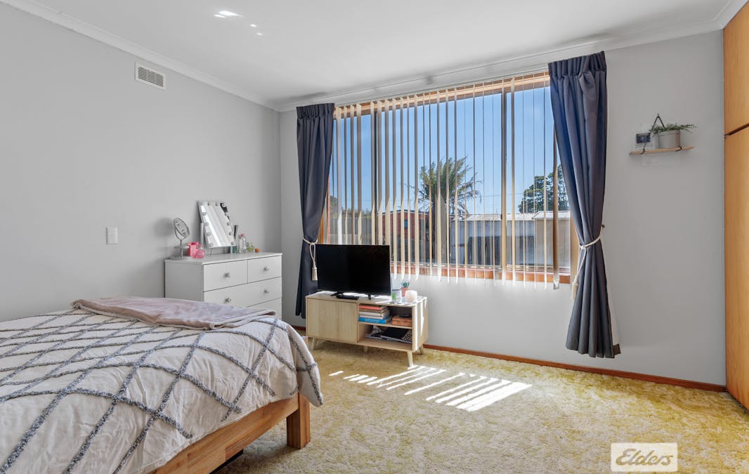 29 Malakoff Street, Somerset, TAS, 7322 - Image 12