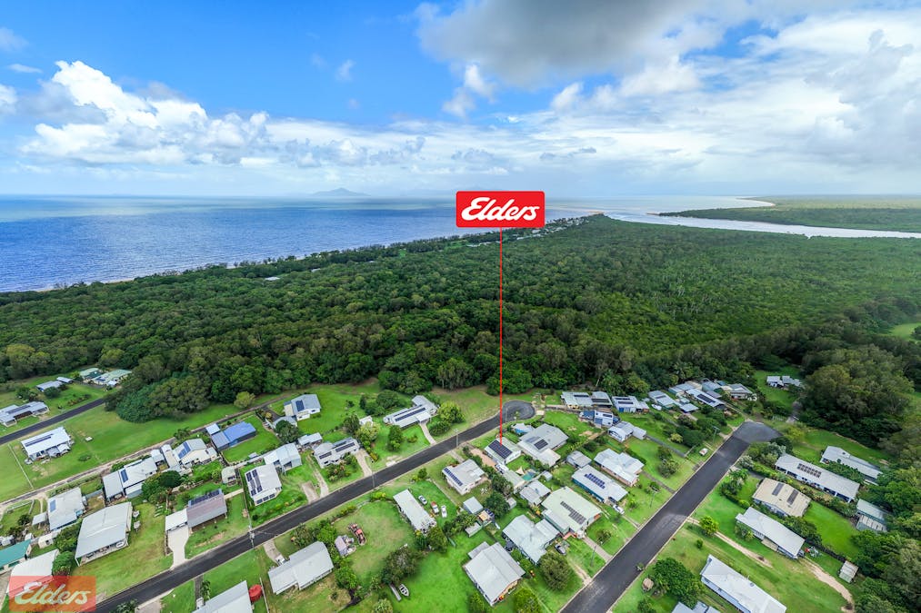 17 Casuarina Street, Tully Heads, QLD, 4854 - Image 5