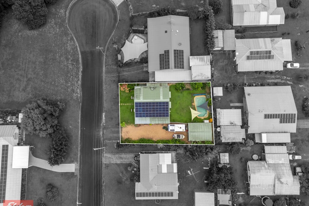 17 Casuarina Street, Tully Heads, QLD, 4854 - Image 6