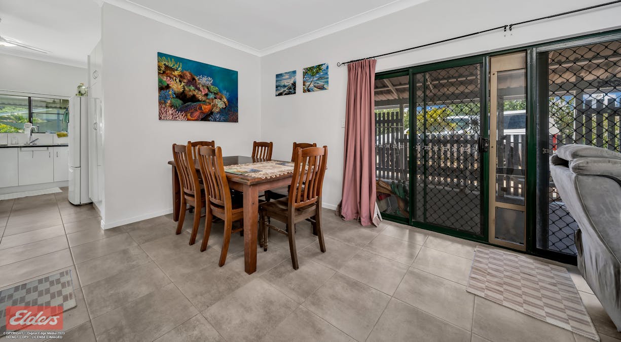 17 Casuarina Street, Tully Heads, QLD, 4854 - Image 11