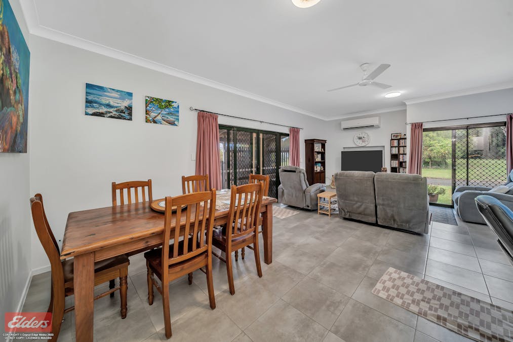 17 Casuarina Street, Tully Heads, QLD, 4854 - Image 12