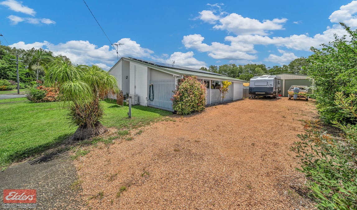 17 Casuarina Street, Tully Heads, QLD, 4854 - Image 1