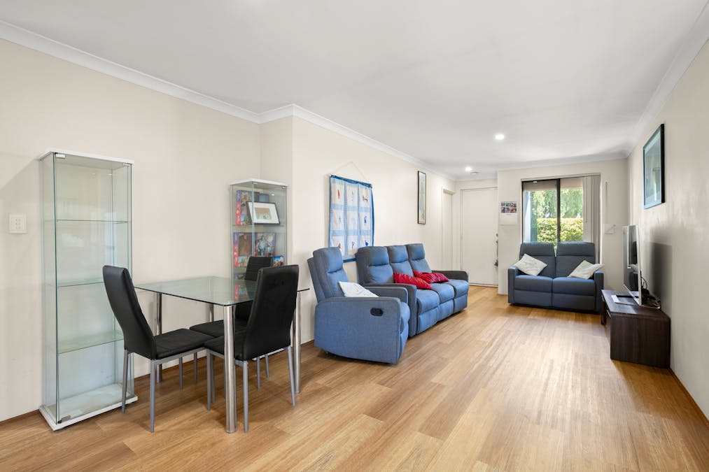 3/4 Moreton Crescent, Warnbro, WA, 6169 - Image 3