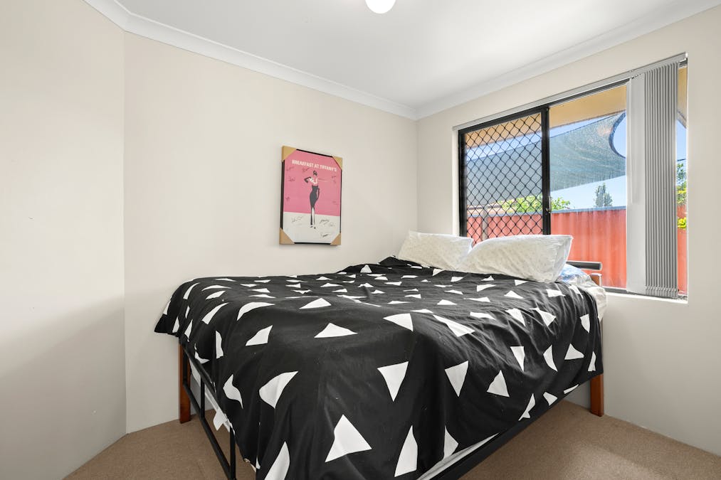 3/4 Moreton Crescent, Warnbro, WA, 6169 - Image 11