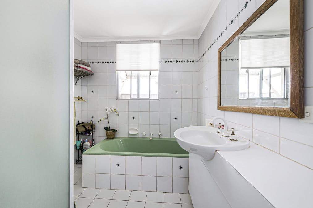 301 Padbury Avenue, Millendon, WA, 6056 - Image 7