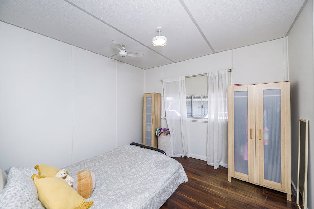 301 Padbury Avenue, Millendon, WA, 6056 - Image 34