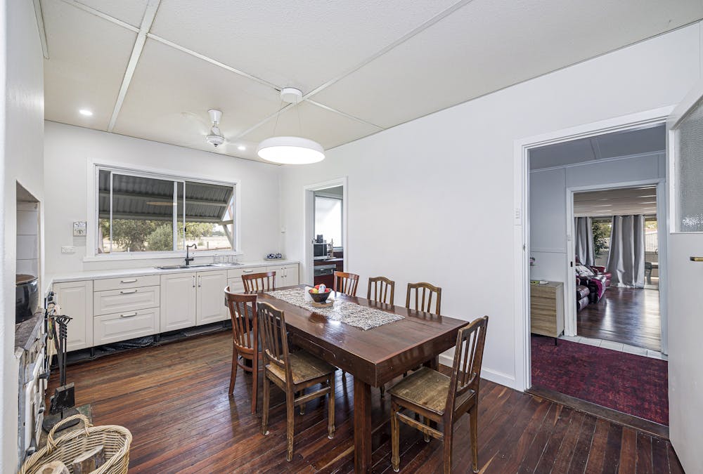 301 Padbury Avenue, Millendon, WA, 6056 - Image 5