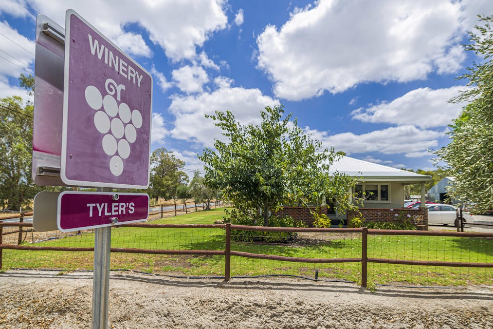 301 Padbury Avenue, Millendon, WA, 6056 - Image 1