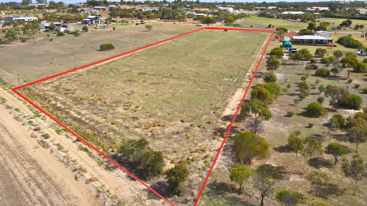 14 Stonestreet Way, Wongan Hills, WA, 6603 - Image 2