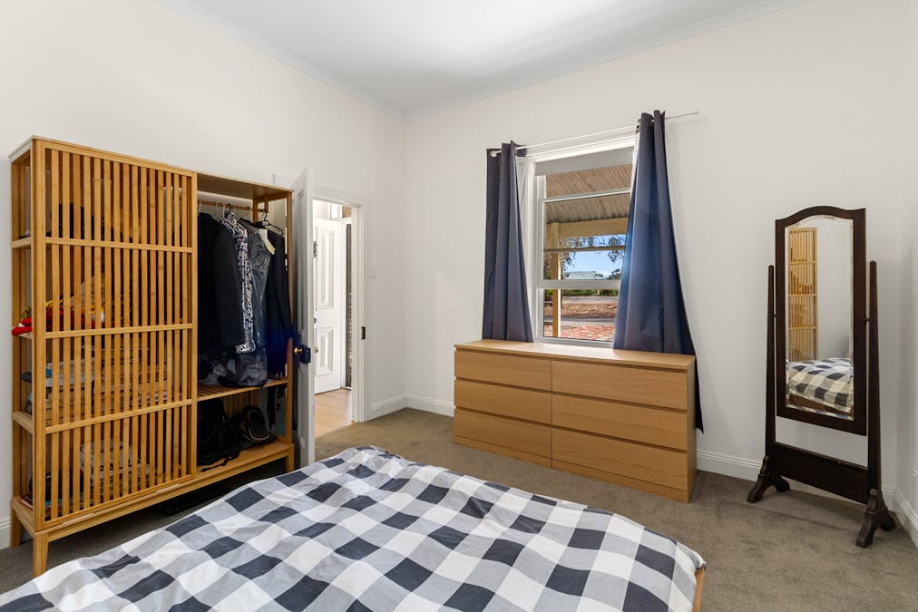 20 Cockburn Road, Jamestown, SA, 5491 - Image 9