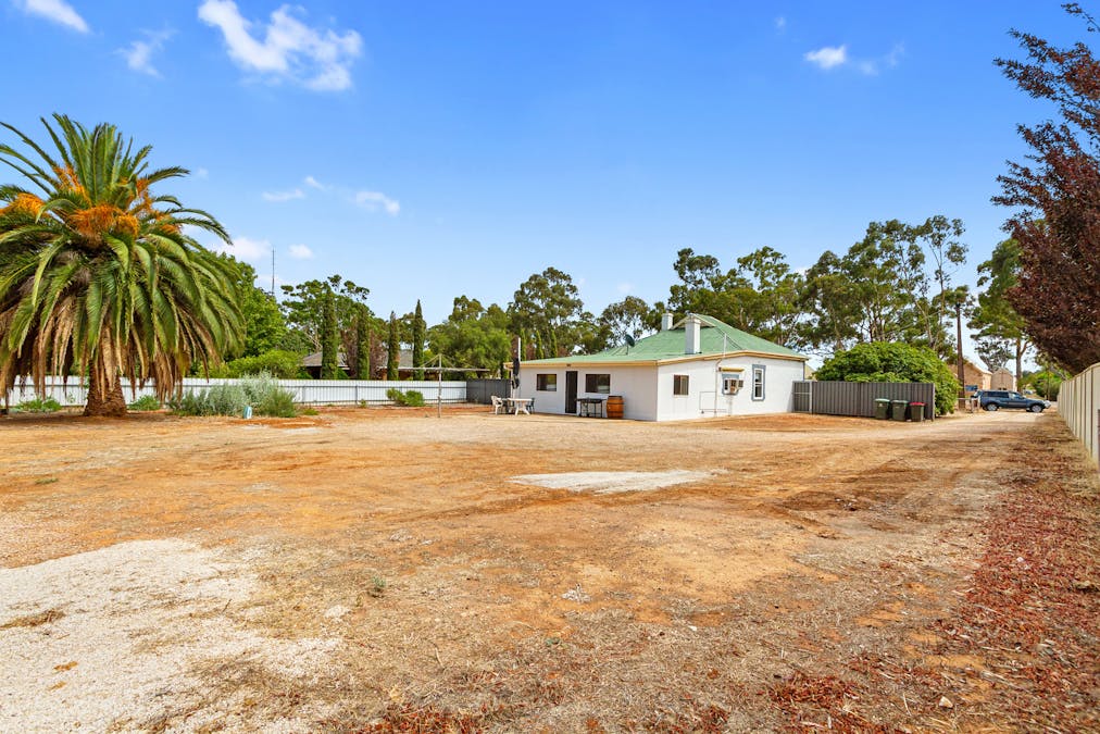 20 Cockburn Road, Jamestown, SA, 5491 - Image 23