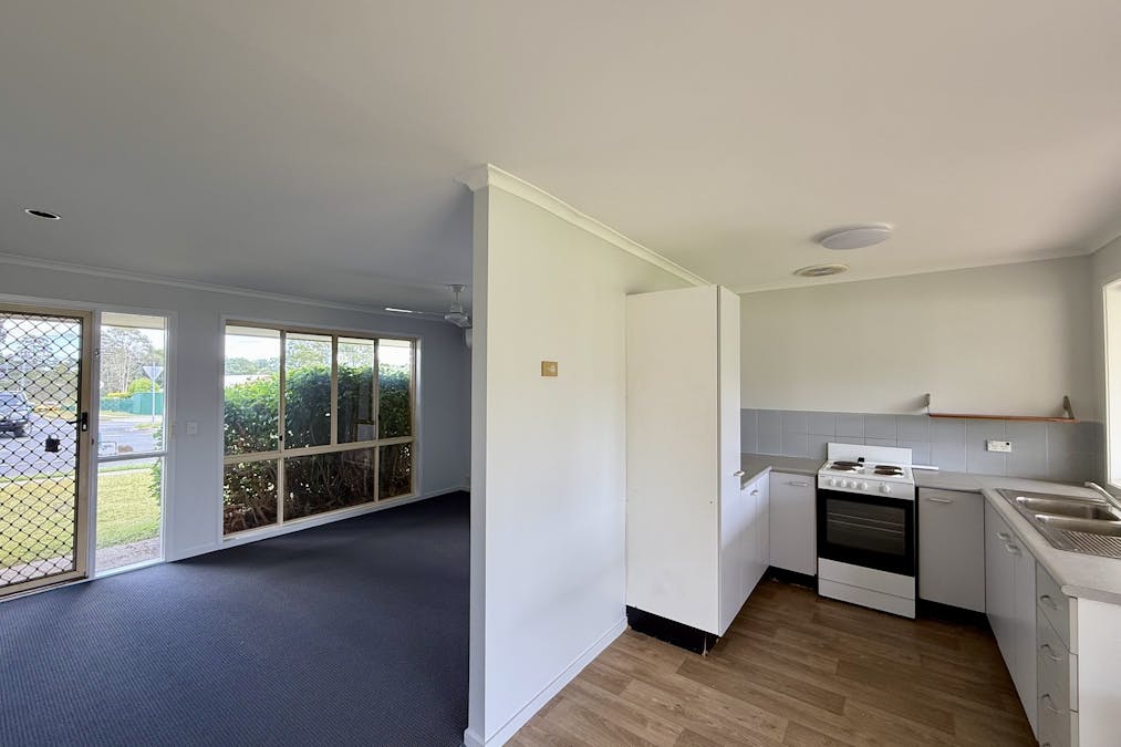 158 Collingwood Drive, Collingwood Park, QLD, 4301 - Image 4