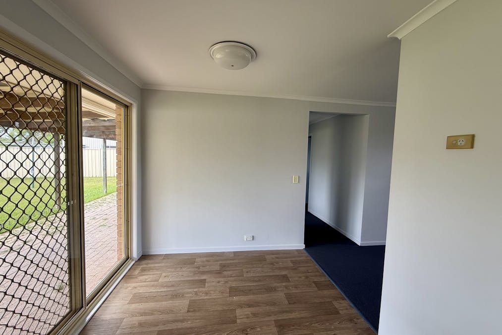 158 Collingwood Drive, Collingwood Park, QLD, 4301 - Image 8