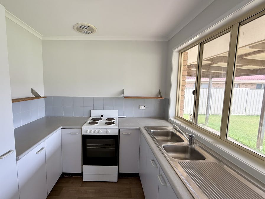 158 Collingwood Drive, Collingwood Park, QLD, 4301 - Image 10