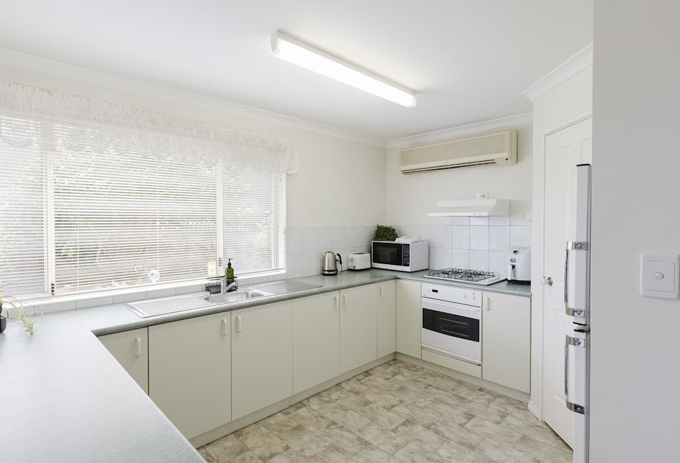 4/16 Bathurst Street, Mira Mar, WA, 6330 - Image 11