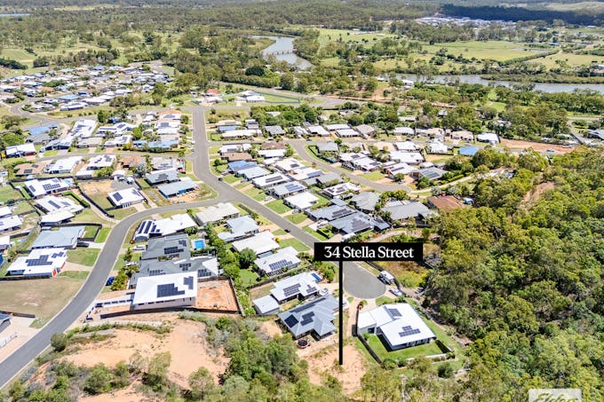 34 Stella Street, Boyne Island, QLD, 4680 - Image 1