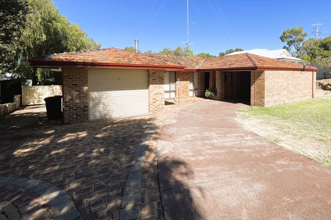 28 Waratah Crescent, South Bunbury, WA, 6230 - Image 1