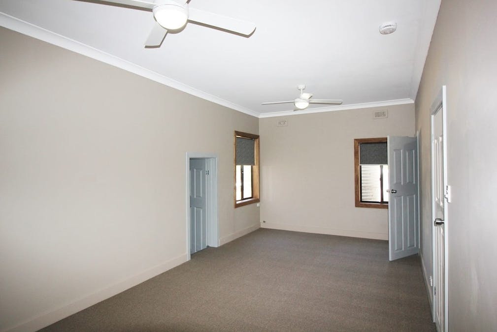 294 Alamein Avenue, Loxton, SA, 5333 - Image 8