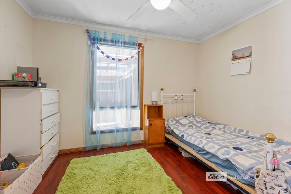 84 Cedar Avenue, Naracoorte, SA, 5271 - Image 9
