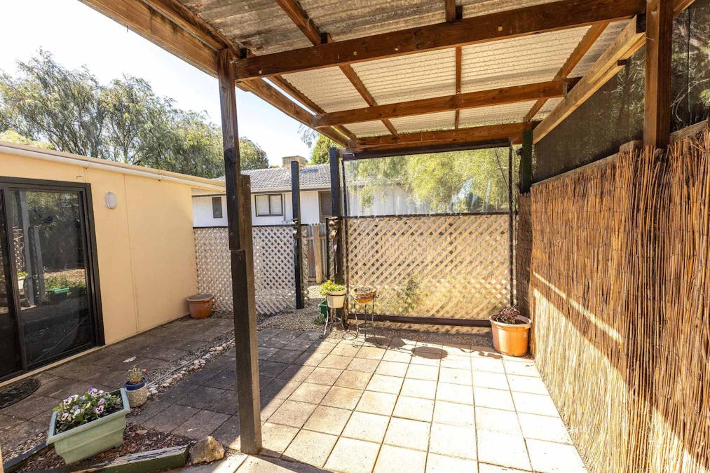84 Cedar Avenue, Naracoorte, SA, 5271 - Image 13