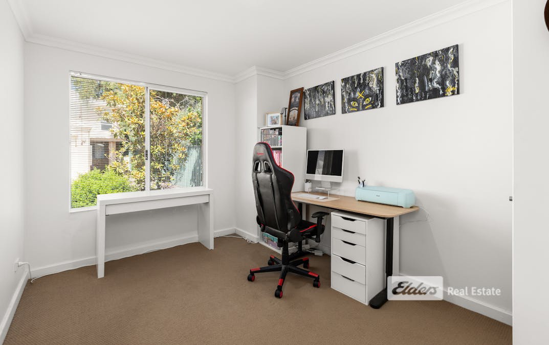 17B Cambrose Avenue, Australind, WA, 6233 - Image 3