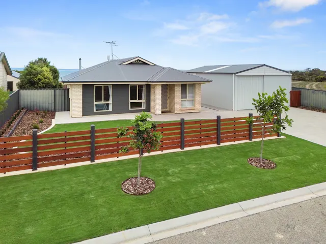 13 York Crescent — photo from Elders Real Estate Kangaroo Island