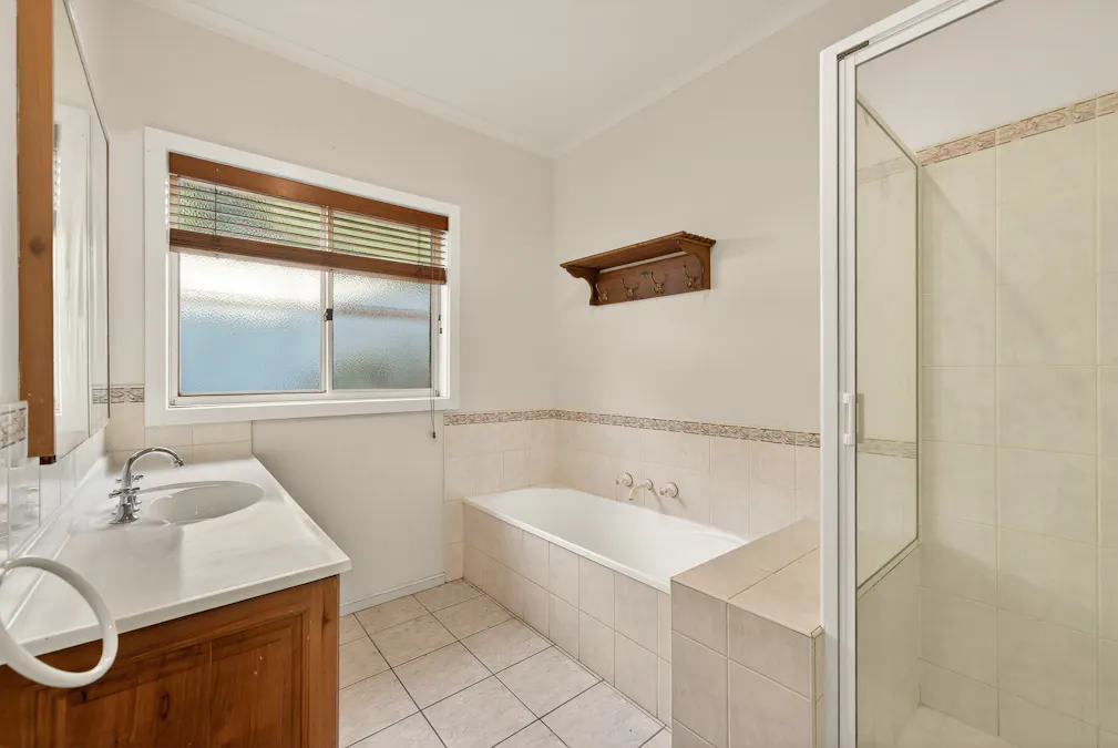 22 Kent Court, Mansfield, VIC, 3722 - Image 11