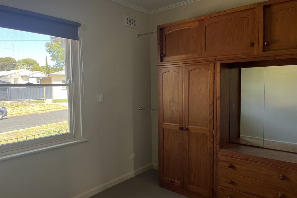 1 Guernsey Street, Naracoorte, SA, 5271 - Image 7