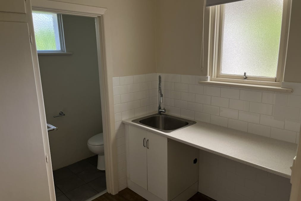 1 Guernsey Street, Naracoorte, SA, 5271 - Image 8