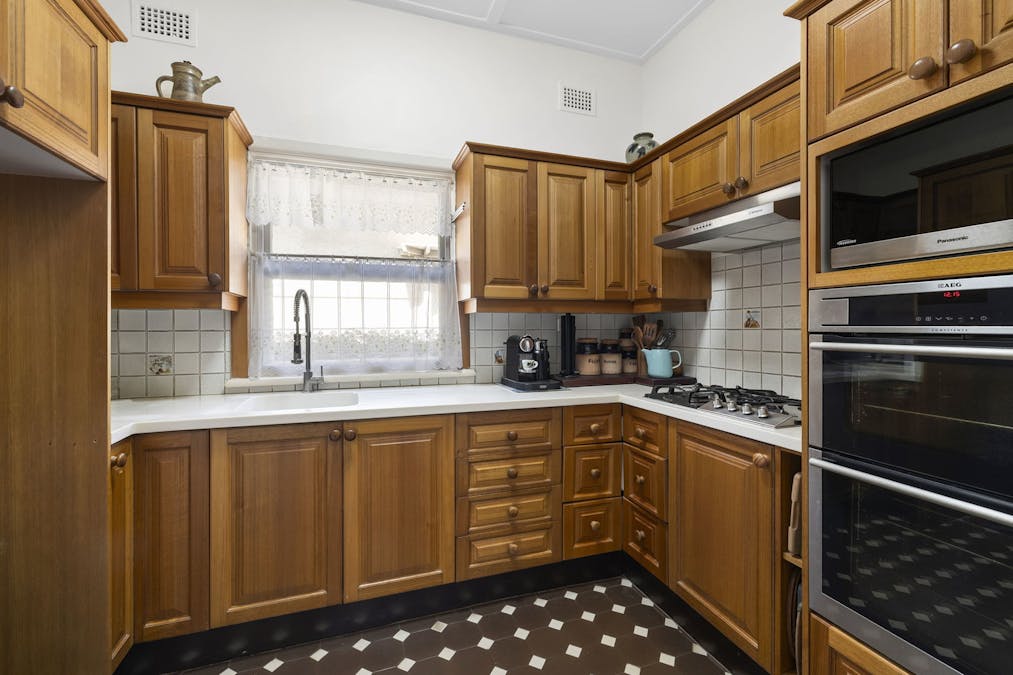 2 Highclere Avenue, Burwood, NSW, 2134 - Image 9