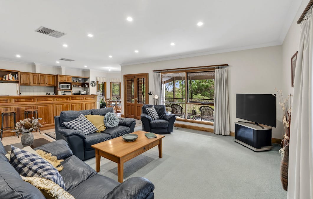 30 Hoffman Road, Loveday, SA, 5345 - Image 3