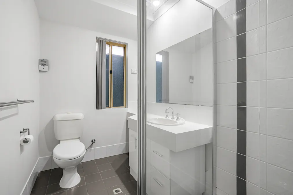 10 Bunda Place, Waikiki, WA, 6169 - Image 4