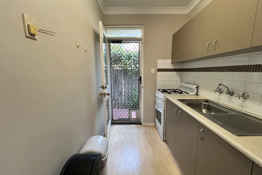 7/22-24 William Street, Bunbury, WA, 6230 - Image 2