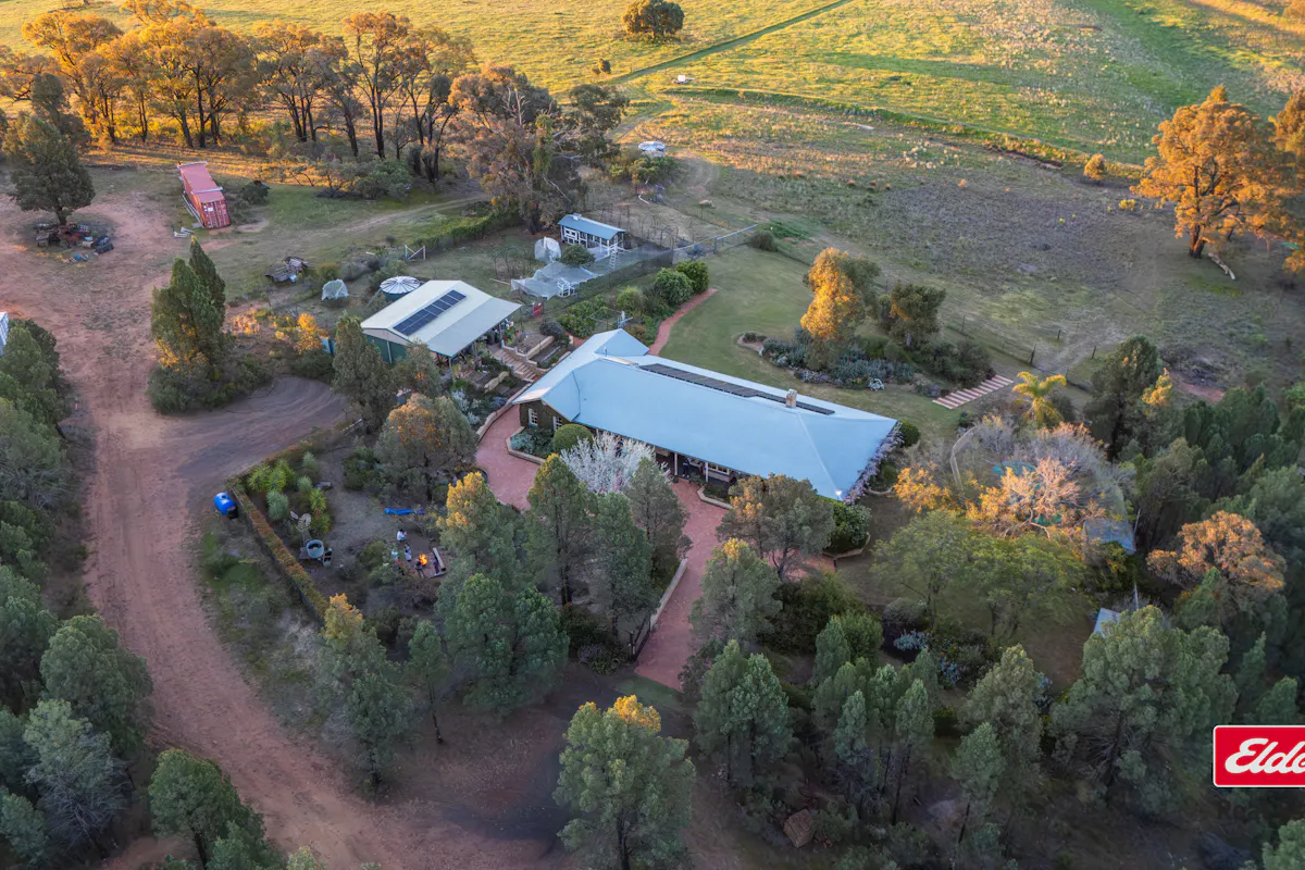 2L Bungoona Road — photo 4 of 30