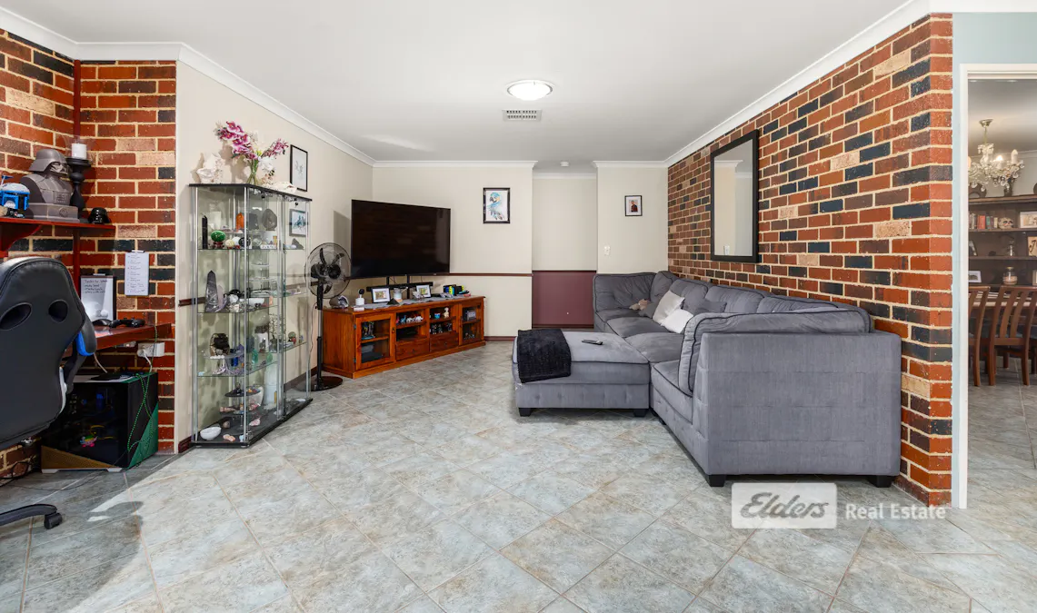 12 Magdalen Place, College Grove, WA, 6230 - Image 7