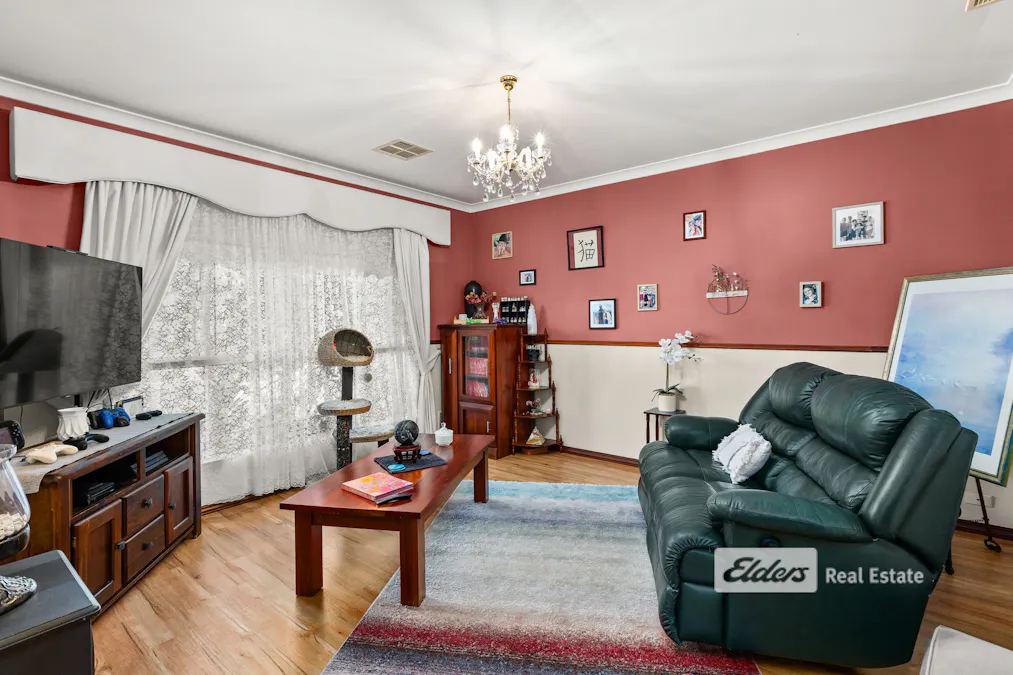 12 Magdalen Place, College Grove, WA, 6230 - Image 5