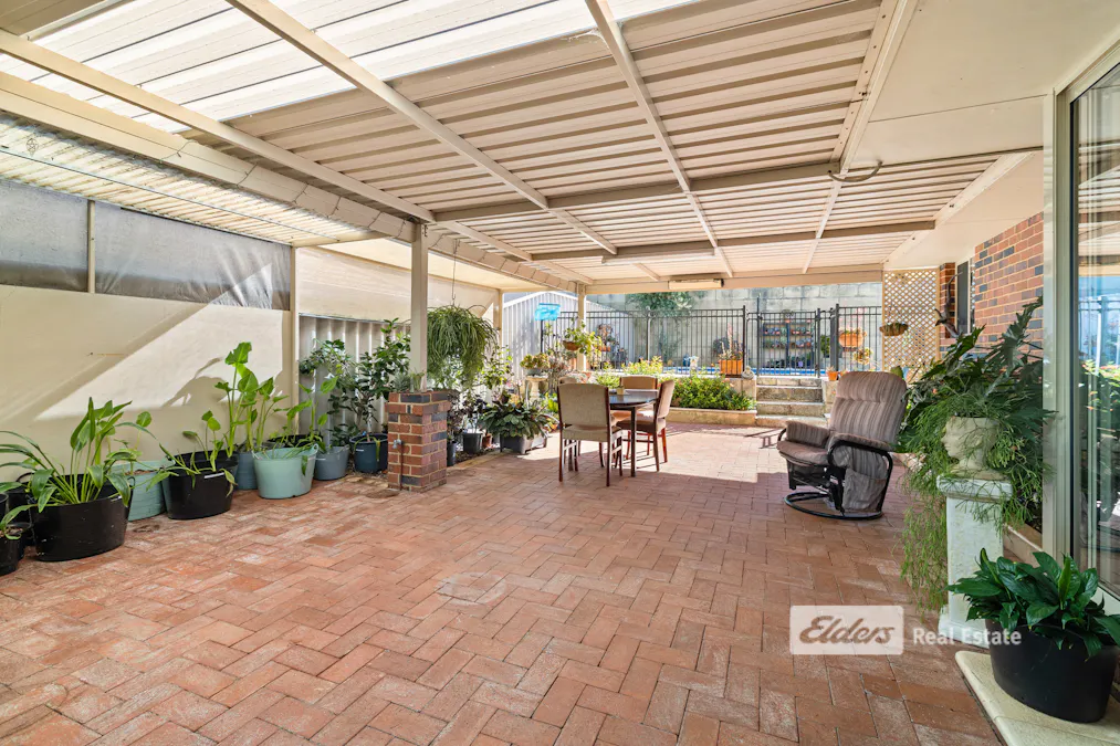 12 Magdalen Place, College Grove, WA, 6230 - Image 21