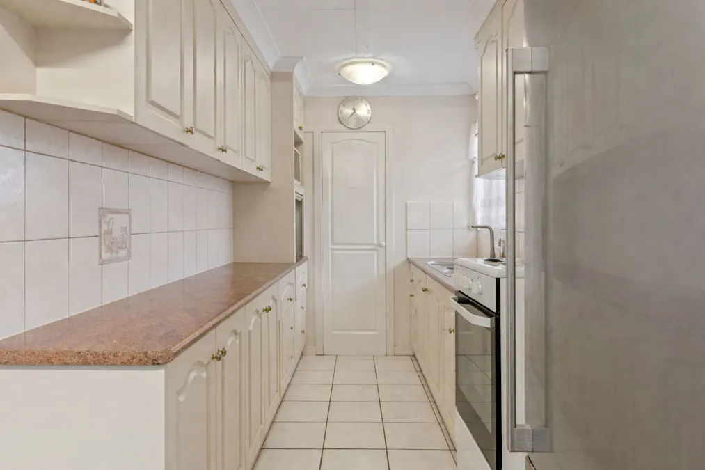 42 Brookside Place, Postmans Ridge, QLD, 4352 - Image 10