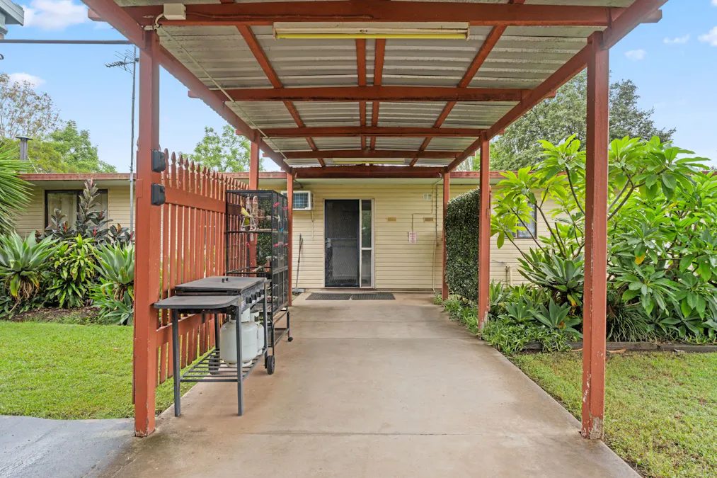 42 Brookside Place, Postmans Ridge, QLD, 4352 - Image 9